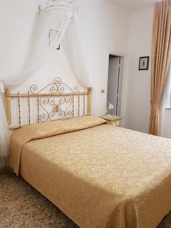 Albergo Tre Donzelle Σιένα Εξωτερικό φωτογραφία